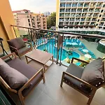 Miramar Front Family Deluxe No Swim Pool Access *