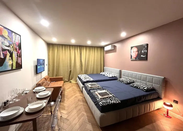 Miramar Front Family Deluxe No Swim Pool Access * Slantchev Briag