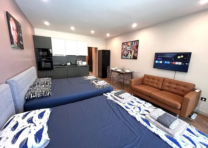 Appartement Miramar Front Family Deluxe No Swim Pool Access *