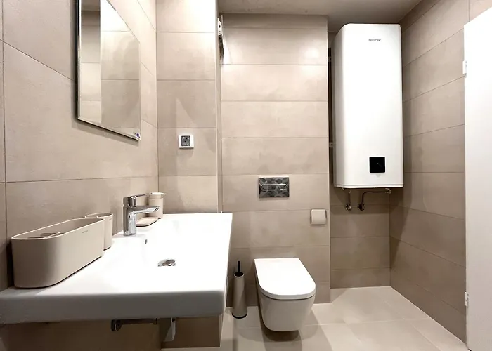 Miramar Front Family Deluxe No Swim Pool Access Appartement