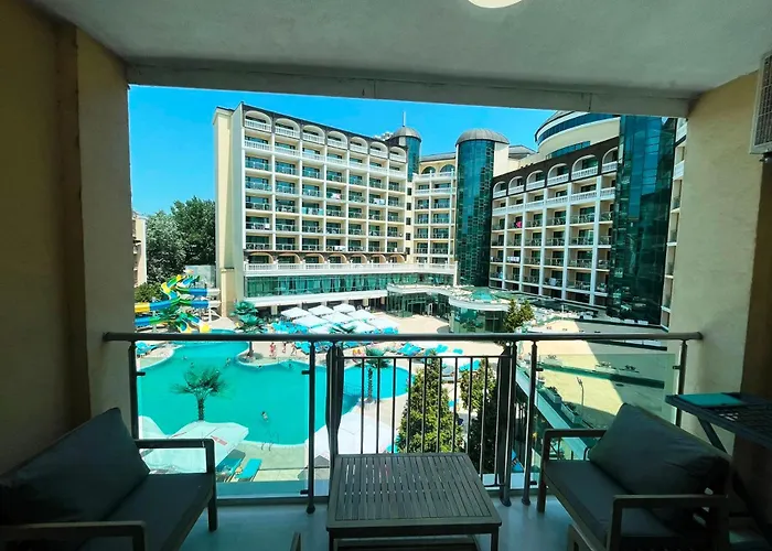 Miramar Front Family Deluxe No Swim Pool Access Appartement